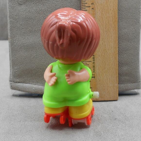 Vintage 1979 TOMY Kid-A-Longs Kids Baby Girl on Roller Skates Wind-up WORKs - Picture 5 of 7